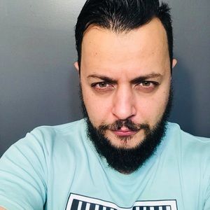 Meet your Posher, Ziad